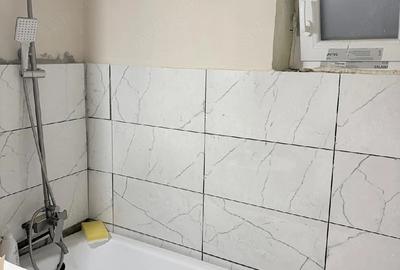 Apartament cu 2 camere decomandat, mobilat în Exterior Vest