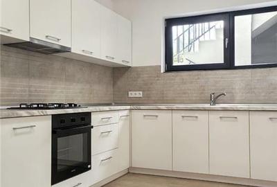 Birou | Cabinet |  I 125 Mp I Loc de parcare I Curte - 3