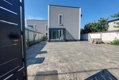 Casă individuală cu 6 camere cu Canalizare în Est - 3