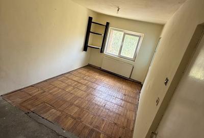 Apartament cu 4 camere în Central - 2