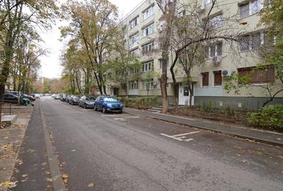 Garsonieră decomandată, mobilată în Drumul Taberei - 20