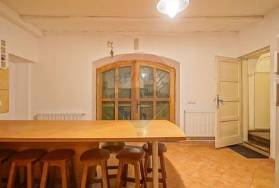 Casă cu 16 camere cu Teren 1368 Mp în Timișu de Sus - 37