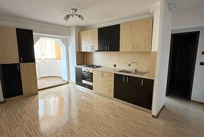 Apartament cu 2 camere decomandat în Central - 3