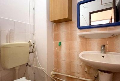 Apartament cu 3 camere decomandat în Vitan - 2
