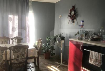 De vanzare casa 4 camere , zona Paulesti - 1