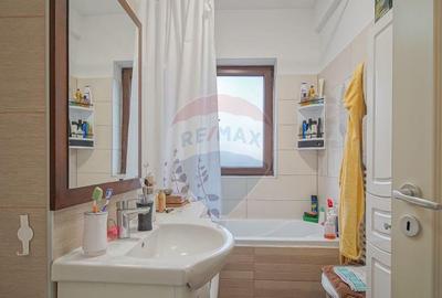 Apartament cu 3 camere decomandat în Sânpetru - 18