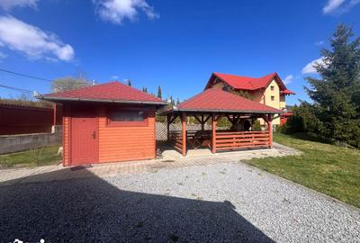 Casă cu 4 camere cu Teren 700 Mp în Central