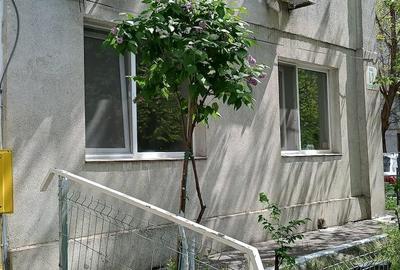 Apartament cu 2 camere decomandat în Micro 19 - 4