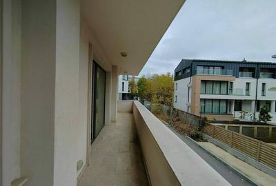 Apartament cu 3 camere decomandat în Herăstrău