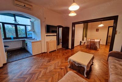 Apartament cu 3 camere decomandat în Iancului