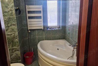Apartament cu 3 camere decomandat în Libertății - 1