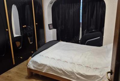 Apartament 4 camere, etaj 3 3, zona Policlinica 2 - 3