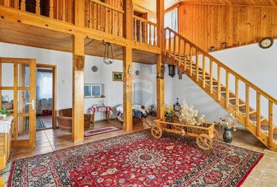 Casă cu 4 camere cu Teren 1068 Mp în Sud - 3