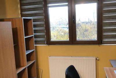 Apartament cu 4 camere decomandat în Apărătorii Patriei - 2