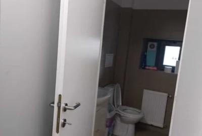 Bd. Mamaia, spatiu comercial 80 mp., acces direct din bulevard - 7