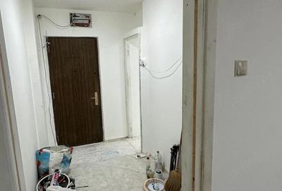 Spațiu comercial, de 48 mp, în Dacia - 5