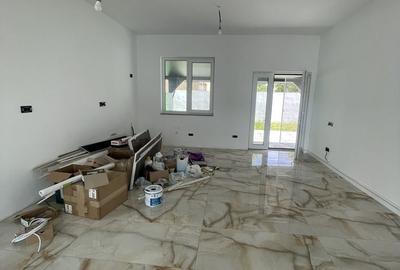 Casă cu 4 camere cu Teren 300 Mp în Domnești - 3