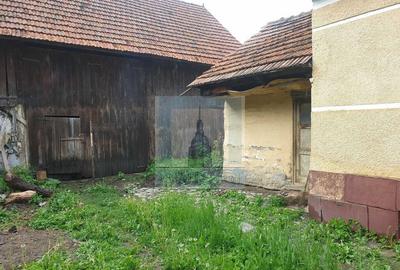 Casa batraneasca de vanzare in Tarlungeni - 12