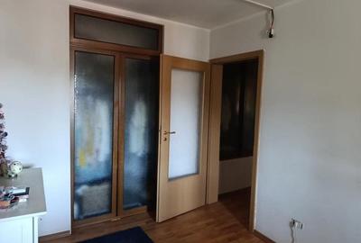 Apartament cu 5 camere în Central - 16