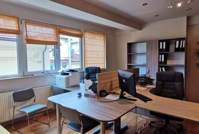 Teren construcție, de 135 mp, în P-ța Romană - 7