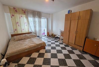 Garsonieră decomandată, mobilată în P-ța Muncii - 10