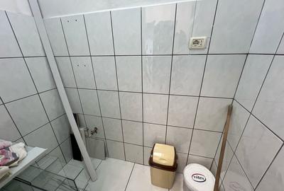 Spațiu comercial, de 60 mp, în Central