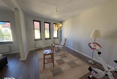 Casă cu 4 camere în Central - 18