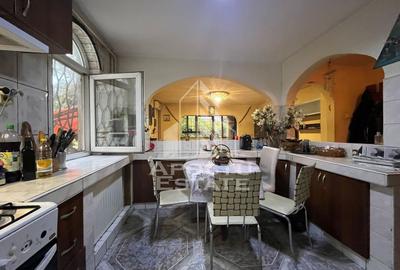 Apartament cu 3 camere, 2 bai, 2 balcoane, zona Vladeasa - 9