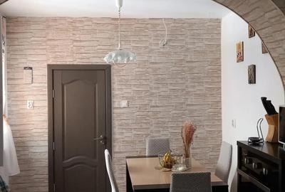 Casa cu etaj ?i gradina - 4