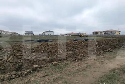 Teren de 1362 mp, în Central