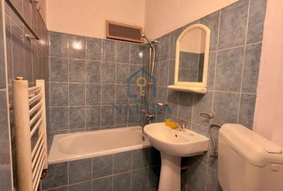 Apartament cu 2 camere semidecomandat în Progresul
