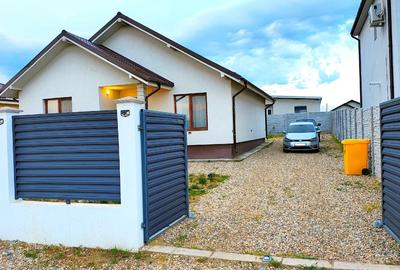Casă individuală cu 3 camere cu Teren 467 Mp în Cârcea - 1
