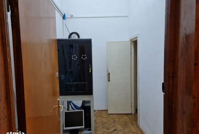 Spațiu comercial, de 76 mp, în Central - 2