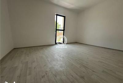 Casă cu 3 camere cu Teren 500 Mp în Voinești - 8