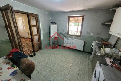Casă cu 4 camere în Filipeștii de Pădure - 5