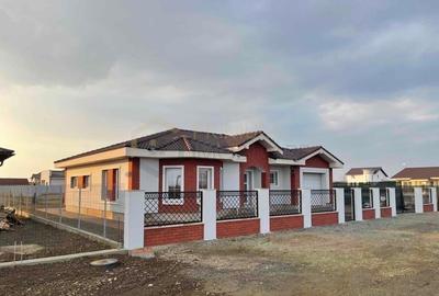 Casa individuala - garaj - langa asfalt - 137 mp utili - 5