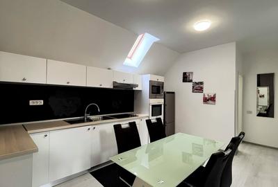 Apartament cu 2 camere semidecomandat, mobilat în Central