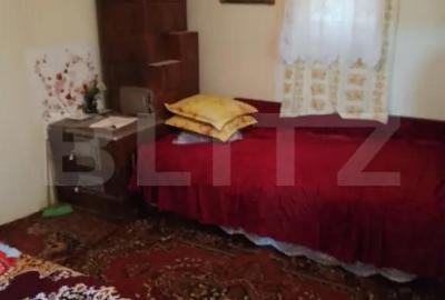 Casă cu 4 camere cu Teren 1276 Mp în Central