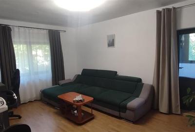 Apartament cu 2 camere decomandat, mobilat în Răcădău