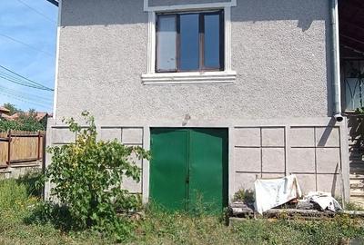 Casă cu 3 camere în Jidoștița - 4