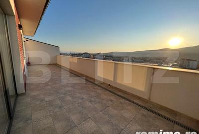 Apartament cu 3 camere semidecomandat în Cetate - 3