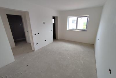 Casă individuală cu 4 camere cu Canalizare în Micești - 5