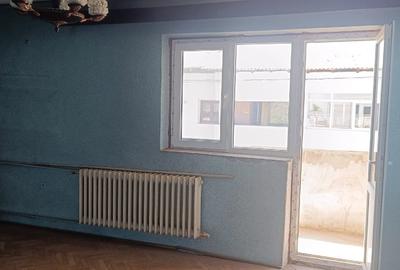 Apartament cu 3 camere decomandat în Central - 10