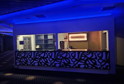 Spațiu comercial, de 300 mp, în Central - 12