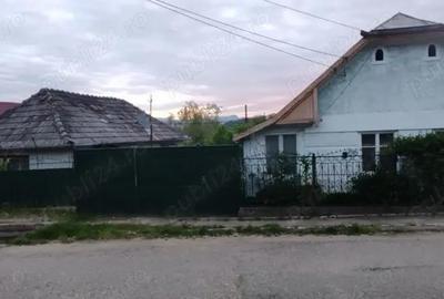 Casă cu 4 camere în Turda - 1