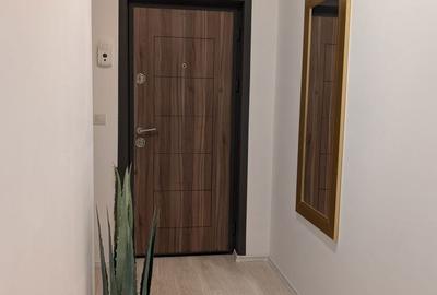 Apartament cu 2 camere decomandat în Năvodari