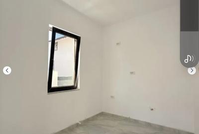 Casă cu 3 camere cu Canalizare în Lumina - 4