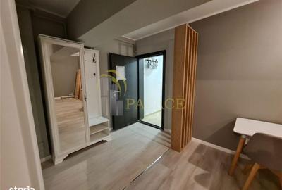 Garsonieră decomandată în Central - 9