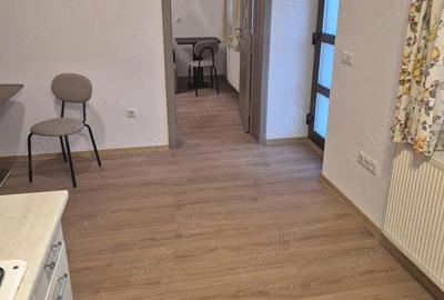 Garsonieră semidecomandată în Central - 1