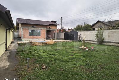 Casă cu 7 camere cu Teren 1600 Mp în Drăgănești - 11